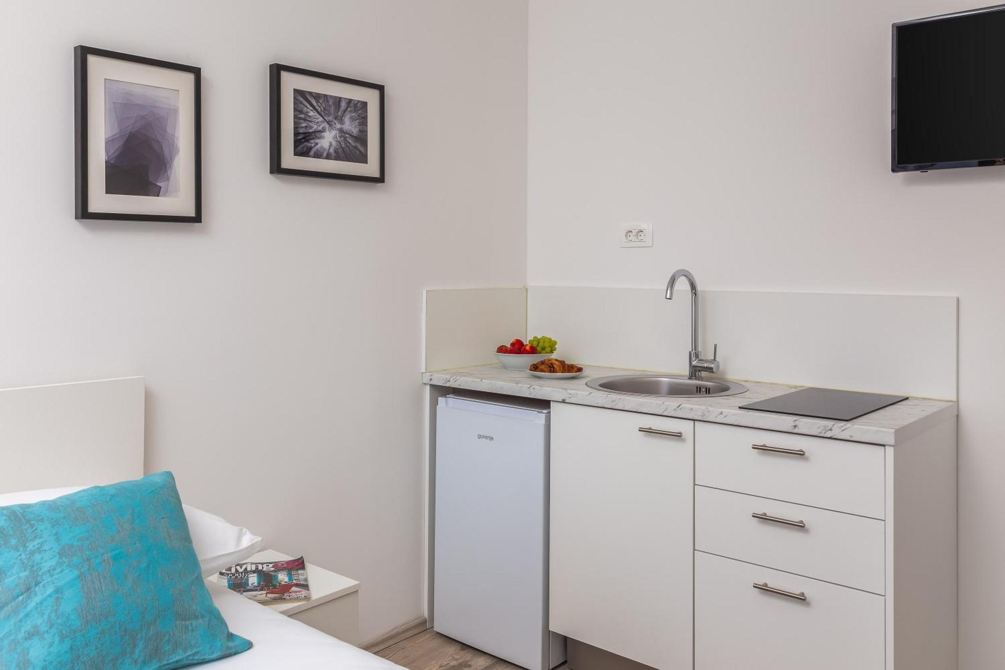 Beachfront Apartments Providenca With Free Parking Makarska Pokój zdjęcie