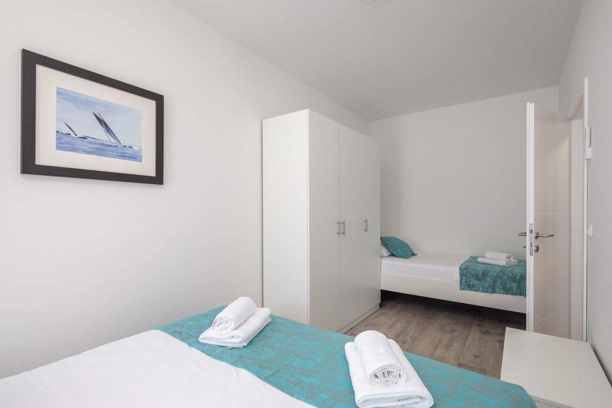 Beachfront Apartments Providenca With Free Parking Makarska Pokój zdjęcie