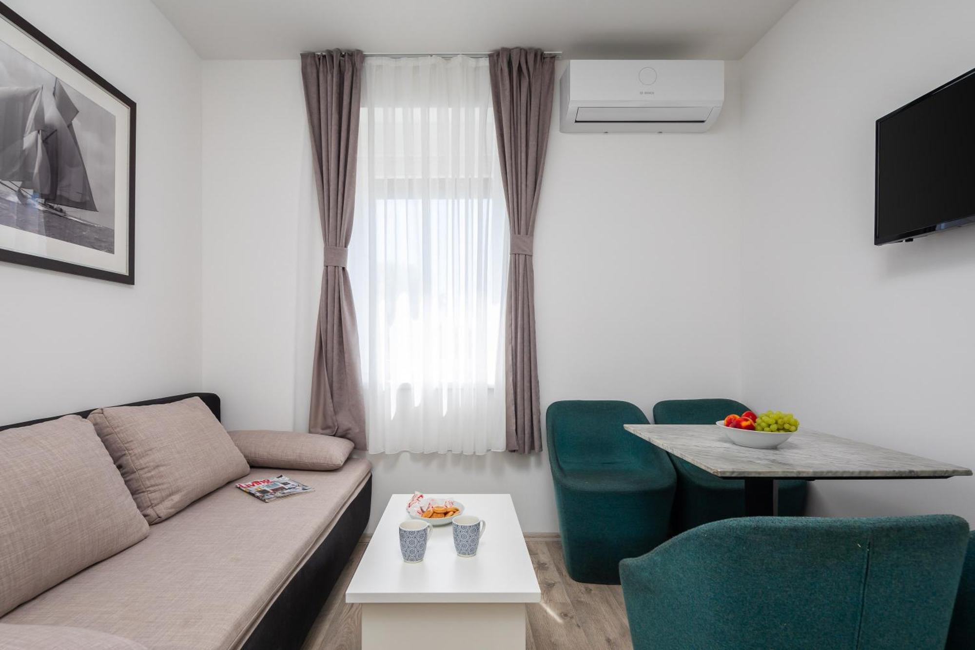 Beachfront Apartments Providenca With Free Parking Makarska Zewnętrze zdjęcie
