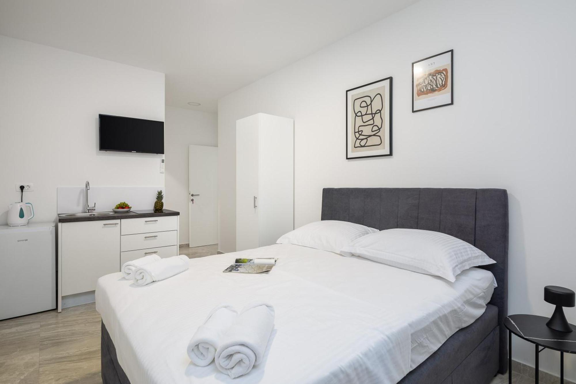 Beachfront Apartments Providenca With Free Parking Makarska Pokój zdjęcie