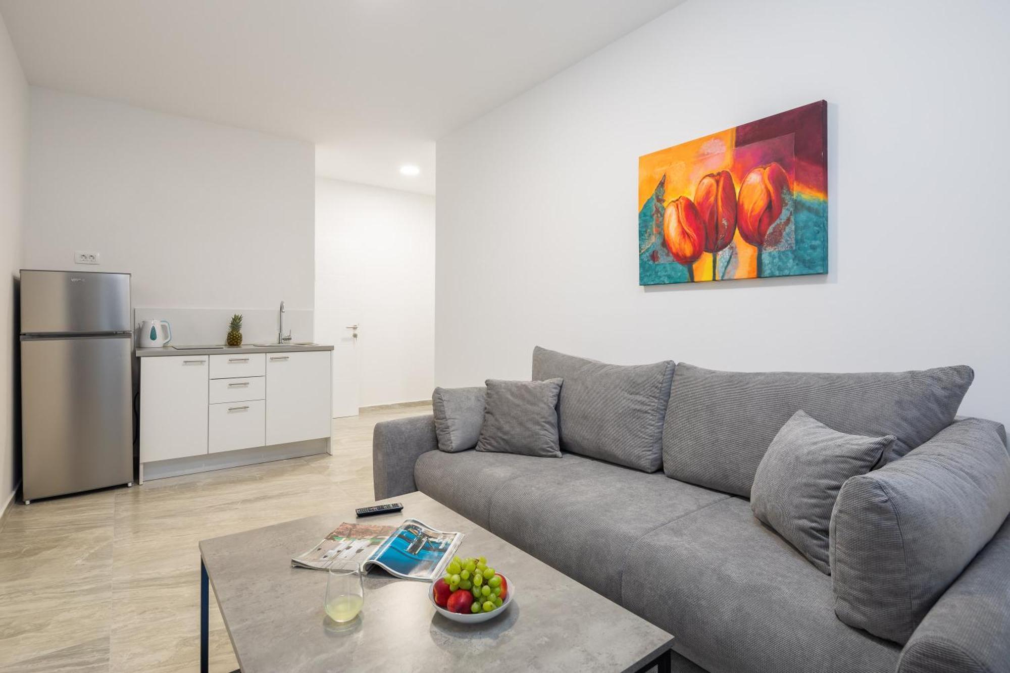 Beachfront Apartments Providenca With Free Parking Makarska Pokój zdjęcie